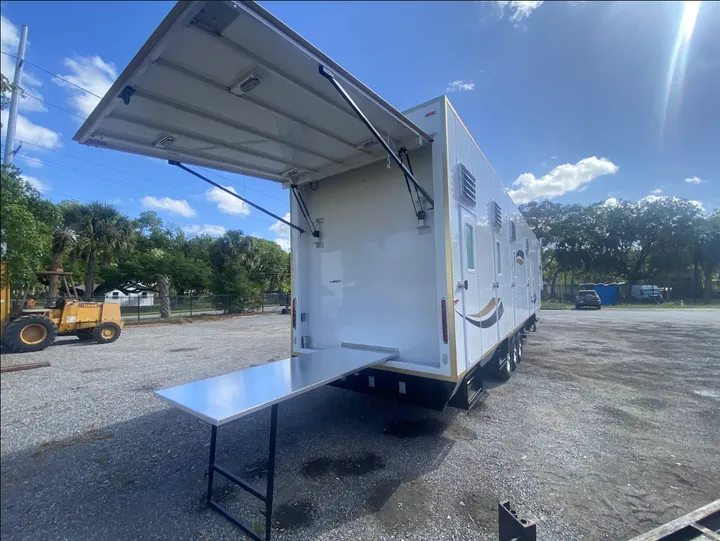 Custom cantina trailer build